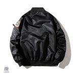Bomber élégant avec design astronaute en noir