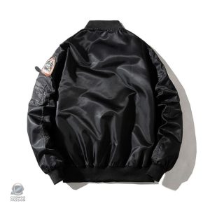 Bomber élégant avec design astronaute en noir