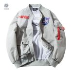 Veste bomber inspirée par la NASA en couleur grise