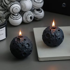 Bougie en forme de Lune pour une ambiance apaisante