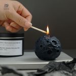 Accessoire déco en forme de Lune, style moderne