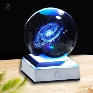 Boule de cristal Galaxie représentant l'espace