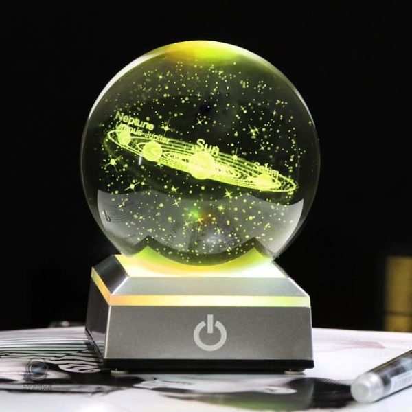 Accessoire décoratif sur le thème de l'espace et des planètes