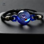 Bracelet thématique sur l'univers et les galaxies