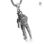 Bijou astronomie : collier en forme d'astronaute élégant