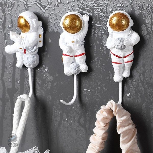 Crochets muraux ludiques inspirés de l'espace