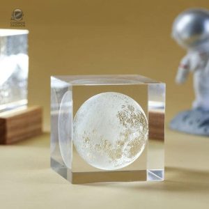 Décoration en cristal inspirée par la Lune, effet lumineux
