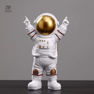 Figurine Astronaute Victorieux en décoration inspirante
