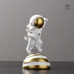 Figurine astronaute décorative pour une ambiance spatiale