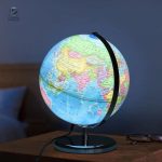 Globe lumineux décoratif représentant la Terre