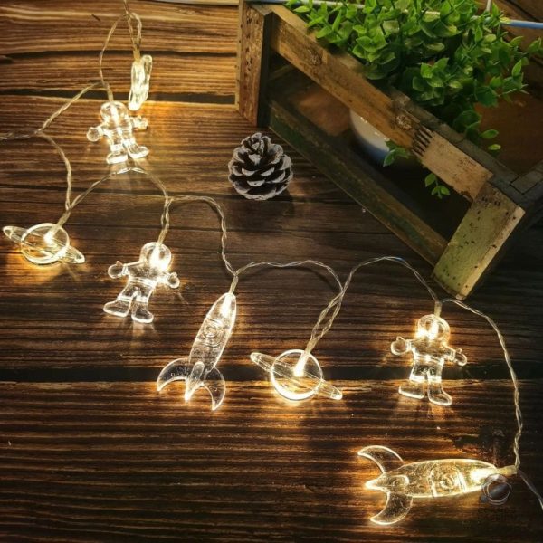 Guirlandes LED pour décoration spatiale