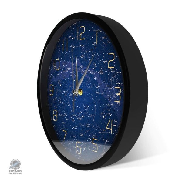 Horloge murale illustrant les constellations célestes