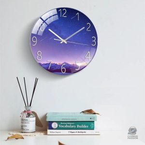 Horloge espace avec effet étoilé, ambiance nocturne apaisante