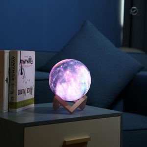 Lampe design inspirée de l'univers pour une déco originale