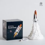 Éclairage original avec motif de navette spatiale élégante