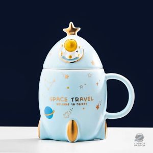 Mug en forme de fusée pour les amateurs d'espace