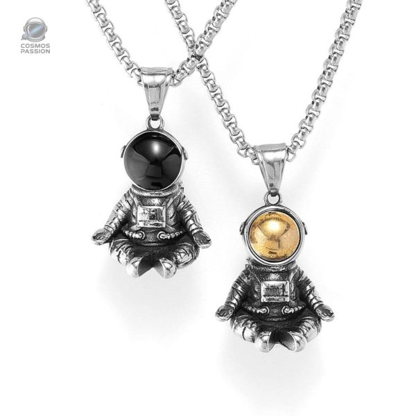 pendentif-astronaute-en-meditation-1 Pendentif astronaute en méditation, bijoux astronomie