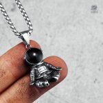Bijou astronaute inspirant, parfait pour les passionnés d'espace