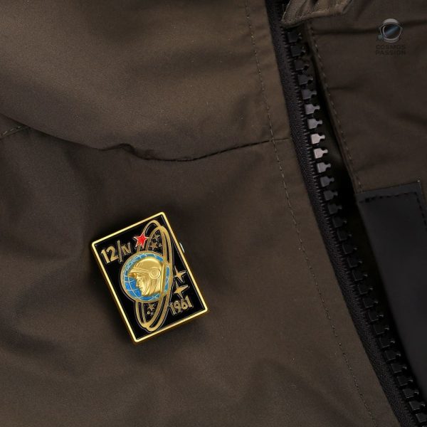 Pin's commémoratif de l'exploration spatiale