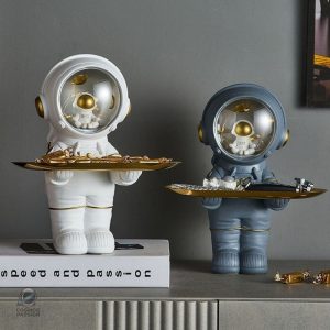 Plateau à clés en forme d'astronaute
