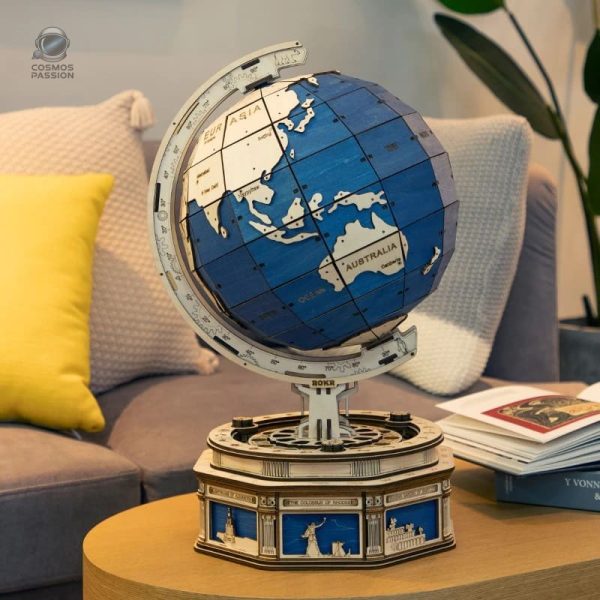 Globe terrestre en bois pour décoration intérieure
