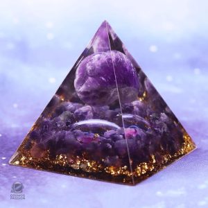 Pyramide Orgonite Améthyste pour harmonisation énergétique
