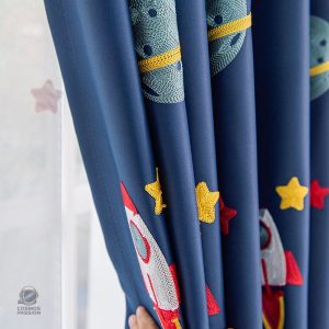 Accessoire décoratif pour une chambre sur le thème de l'espace