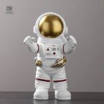 Sculpture voyageur de l'espace, idéale pour la décoration intérieure