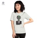 Mode intergalactique avec ce T-Shirt au design unique