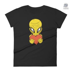 T-shirt inspiré par l'espace avec un motif extraterrestre