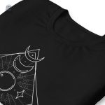T-shirt avec motif de phases lunaires sur fond noir