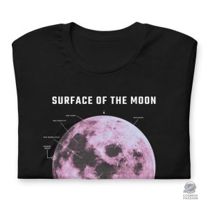 Vêtements inspirés de l'espace avec motif lunaire