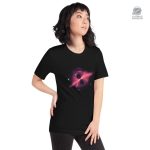 Design moderne du T-shirt Trou Noir pour un style unique