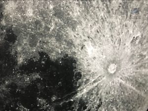 Tapis inspiré par la Lune, idéal pour la décoration