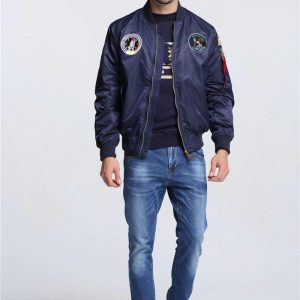 Veste spatiale inspirée de la mission Apollo 11